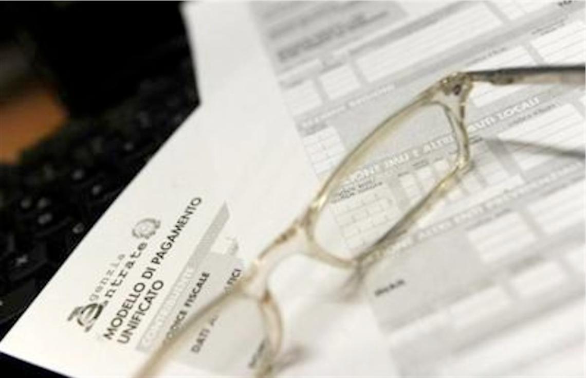 Tredicesime, spese in tasse e mutui per la metà degli italiani