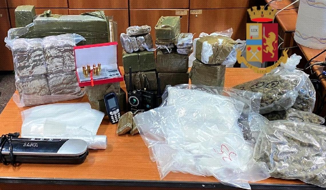 Bloccato a Miano con 30 chili di droga
