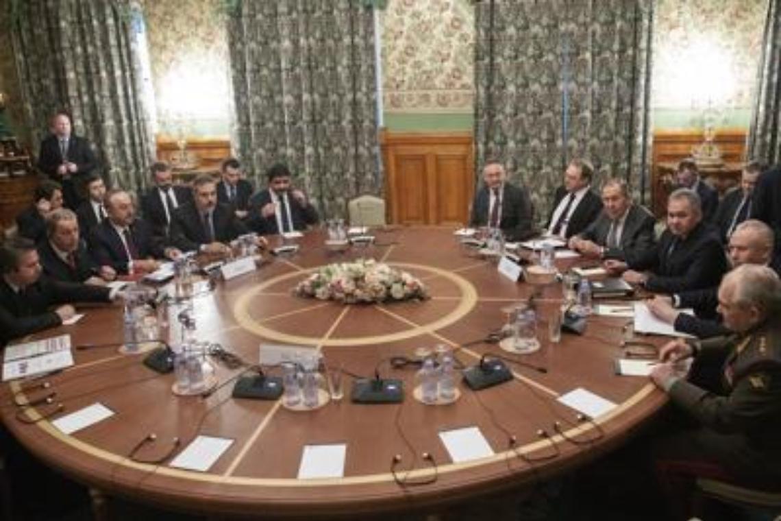 Libia, Haftar e Serraj a Mosca