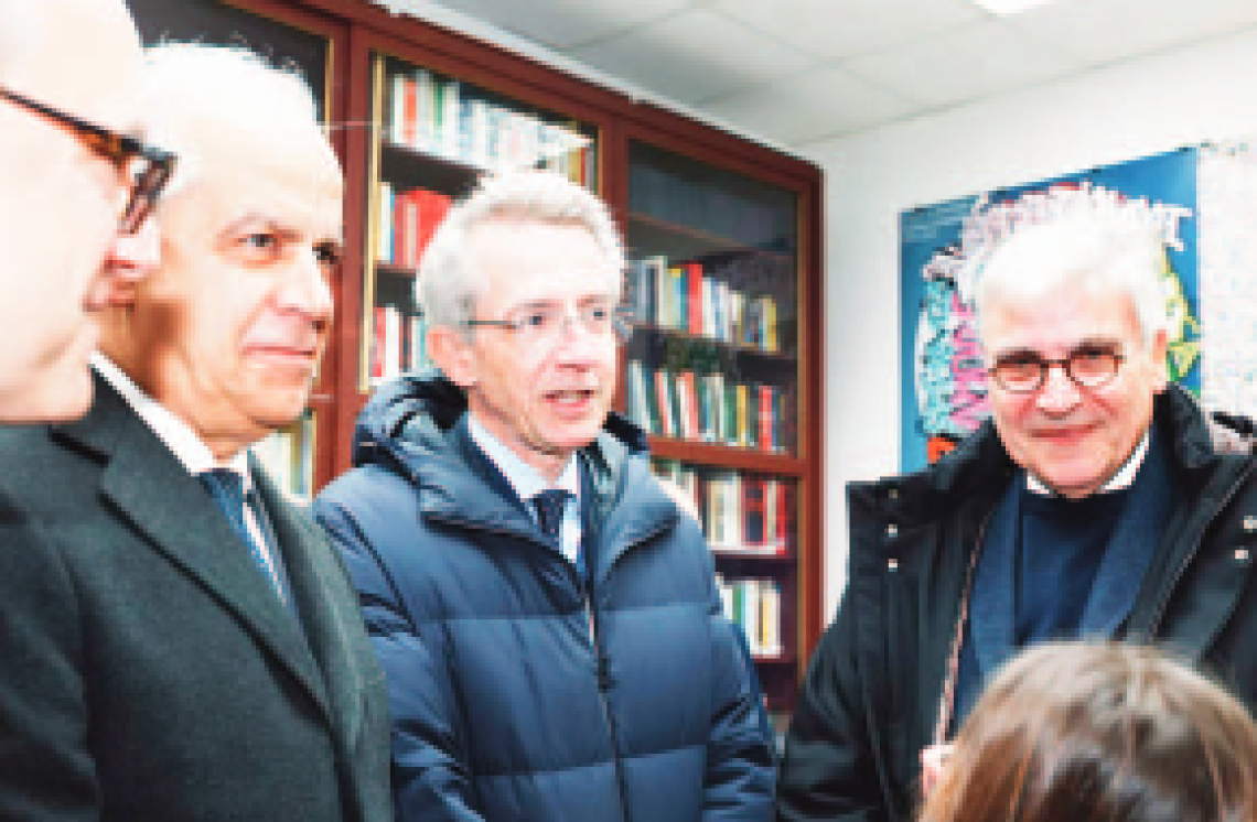 Piantedosi a Forcella: «Più controlli nelle zone a rischio»