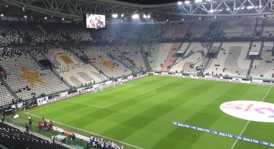 Che sfortuna Napoli <br> Si arrende solo a Zaza