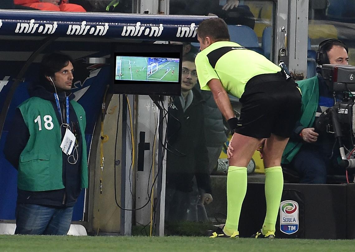 Svolta VAR: la FIGC dà la disponibilità a sperimentare il Challange