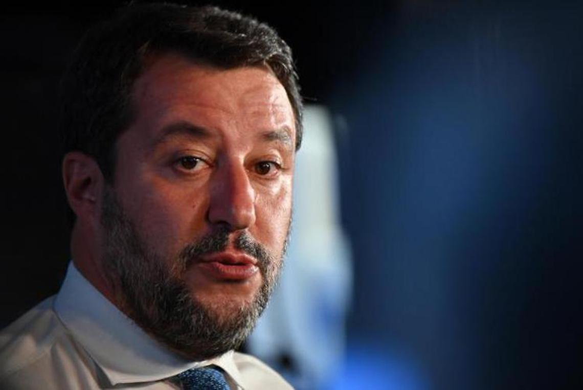 Covid, Salvini mostra risultato tampone: «È negativo»