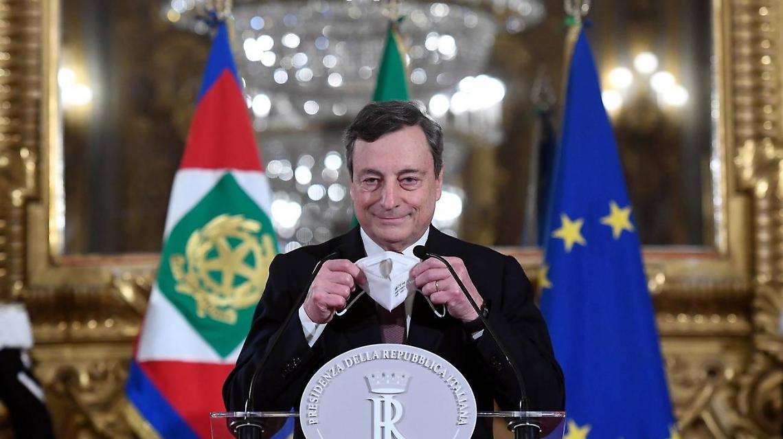 Coprifuoco a mezzanotte e ristoranti aperti a cena: cosa può cambiare a maggio