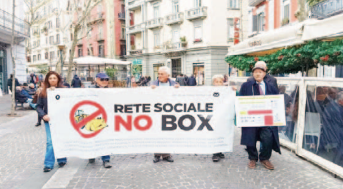 No Box in piazza, volantinaggio e proteste