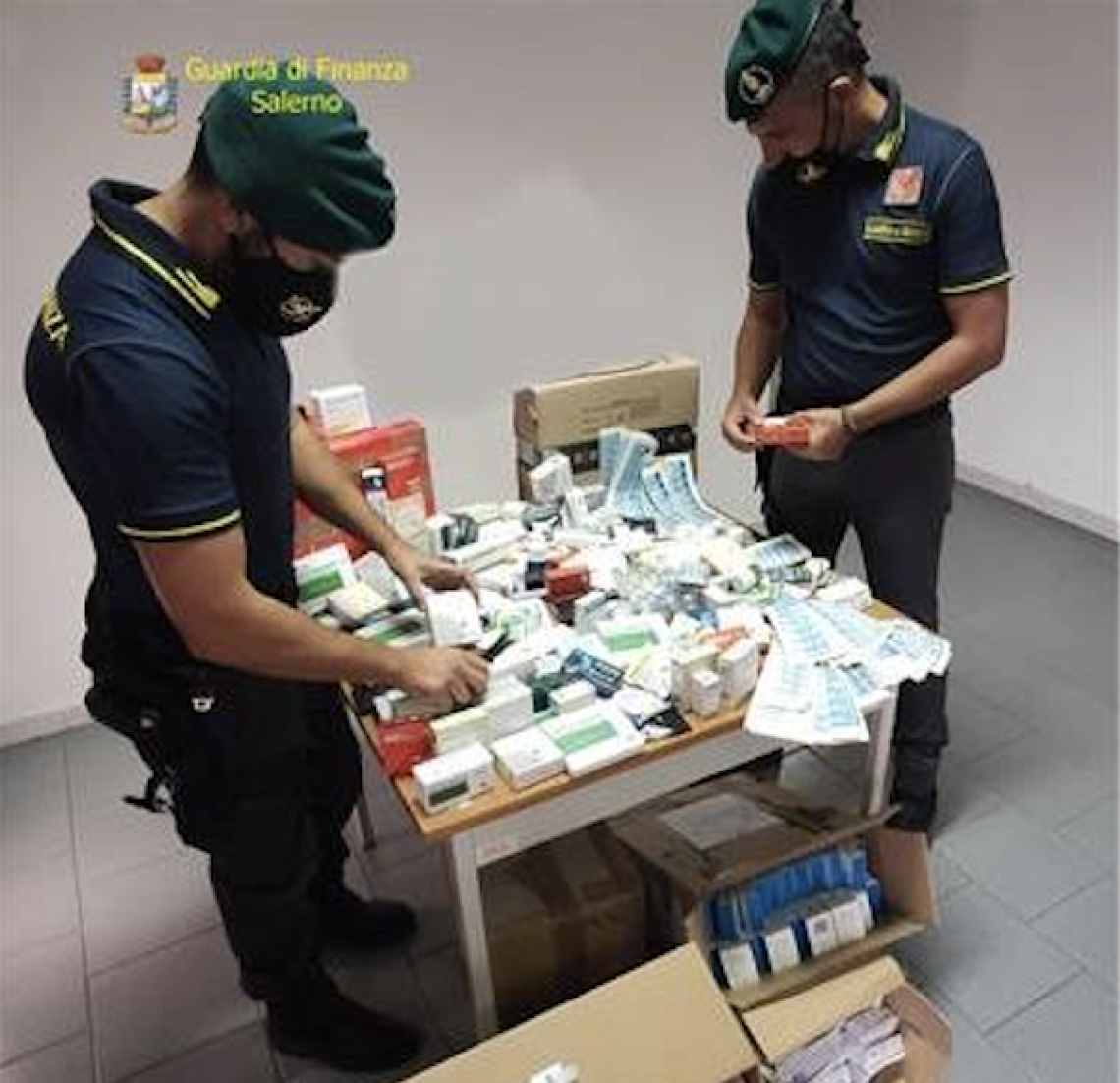 Sostanza dopanti nelle palestre, ai domiciliari due personal trainer