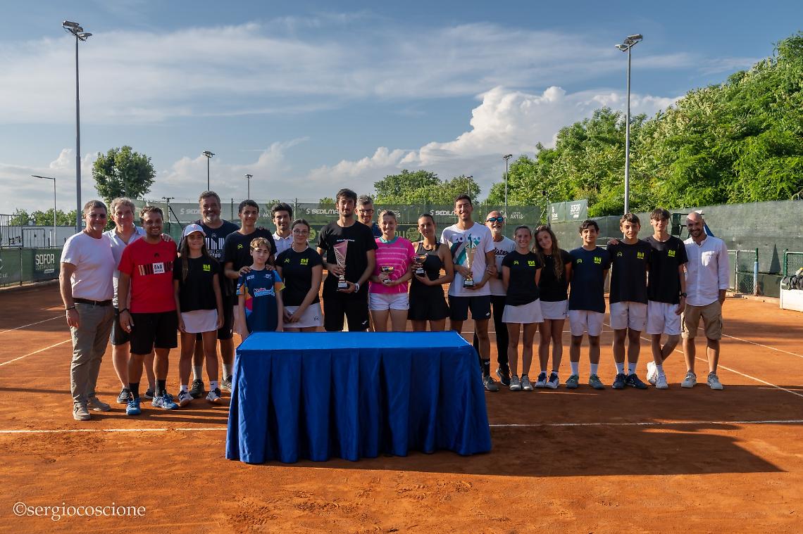 Tennis: Open 5mila Città di Pozzuoli, titoli per Bastia e Galietta