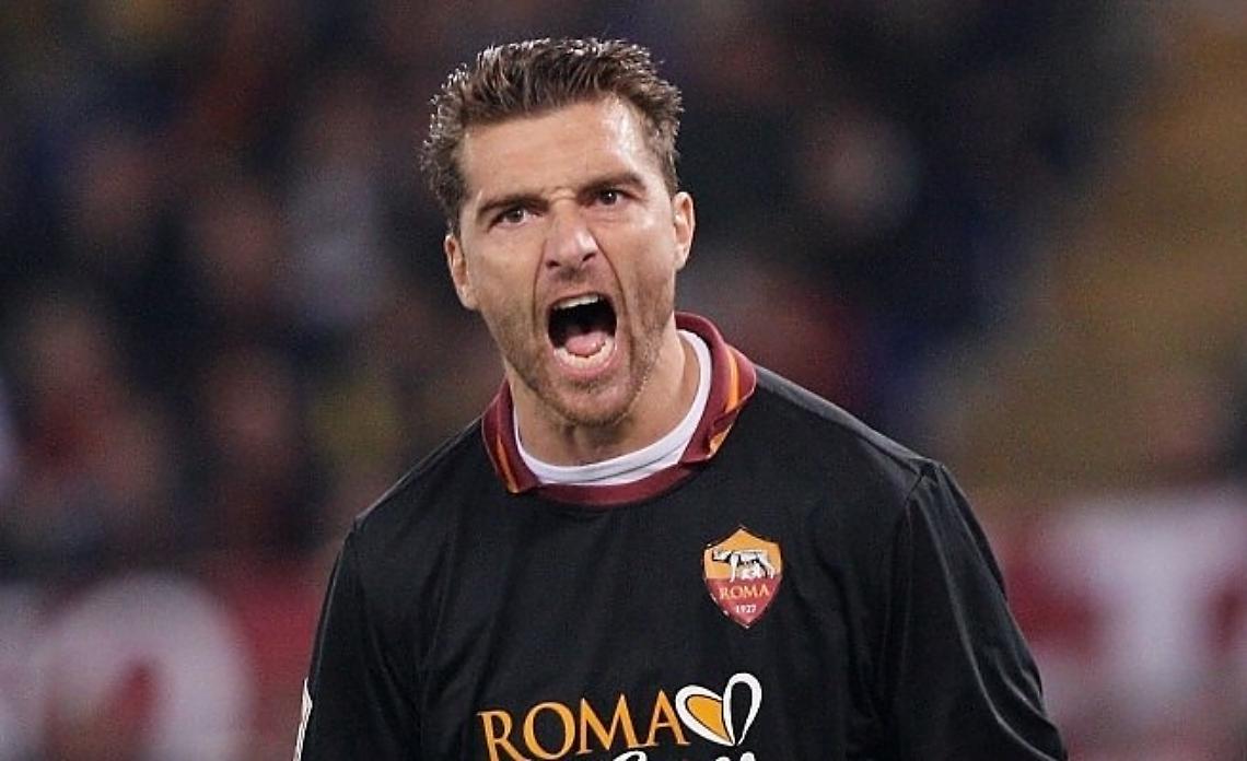 L'ex portiere del Napoli De Sanctis firma con il Monaco 