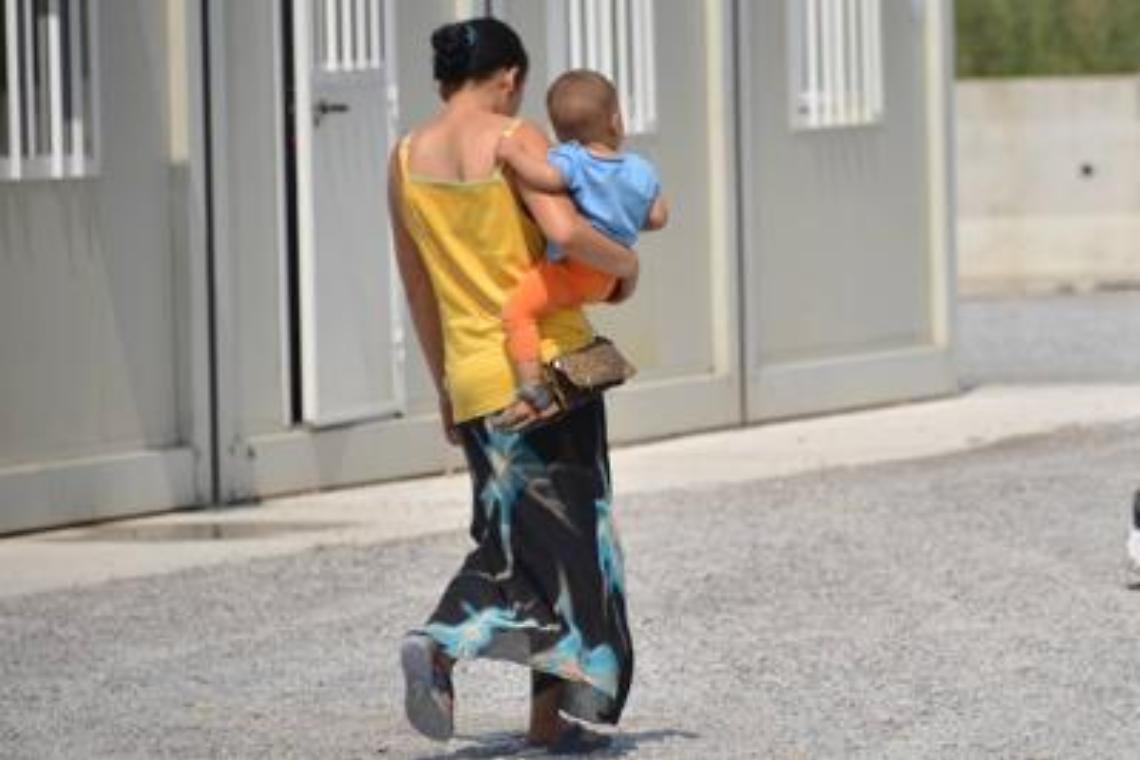 Richiesta etnia ai nomadi, bufera sulla scuola
