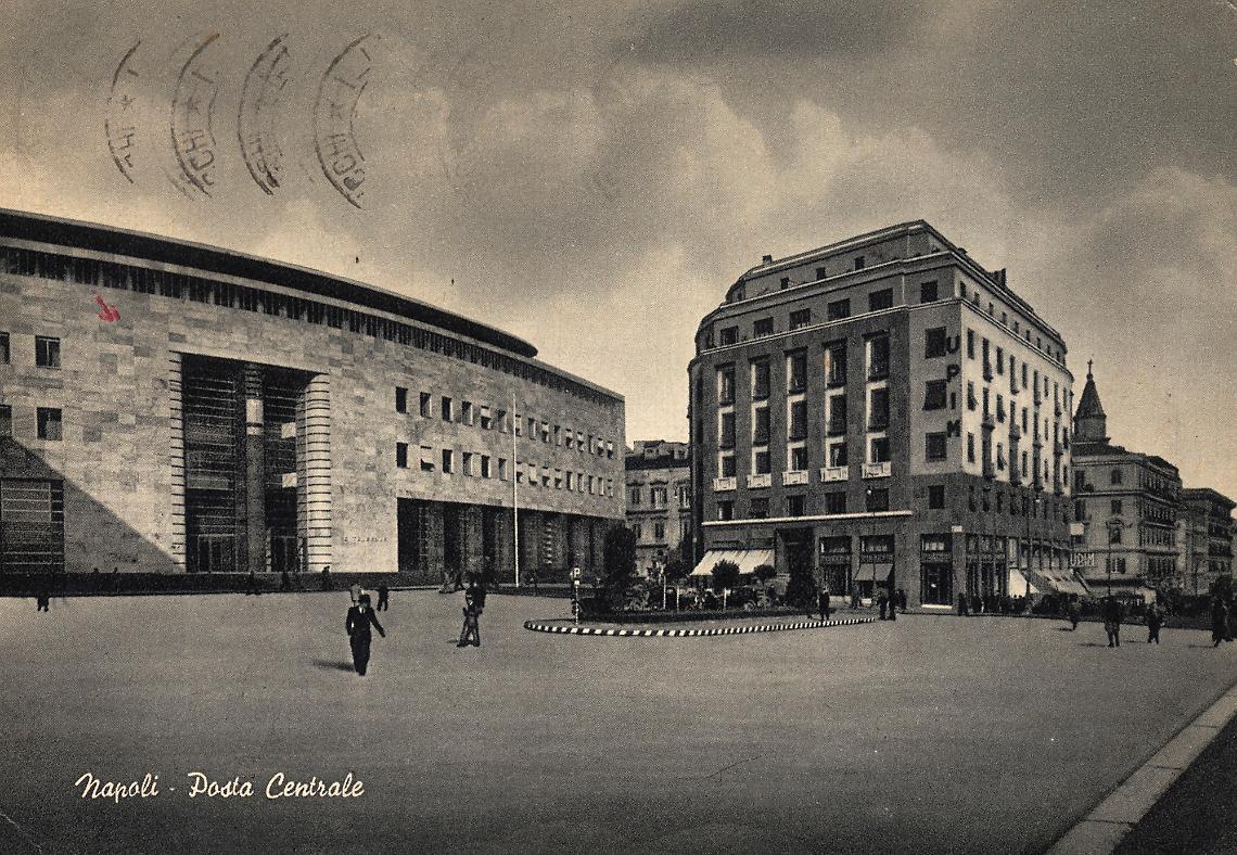 Napoli, il Palazzo delle Poste compie 86 anni