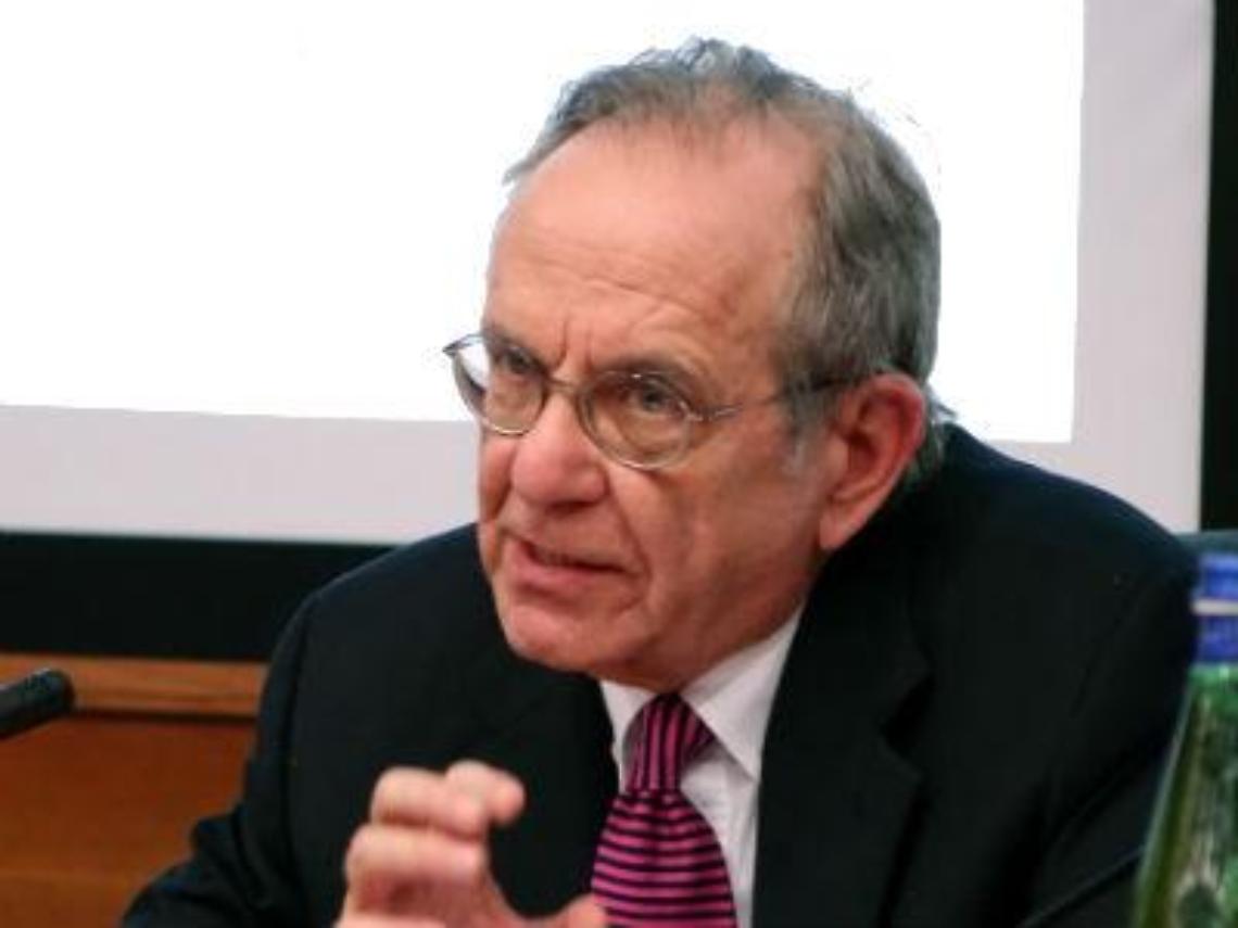 Padoan ammette: il Pil sarà rivisto al ribasso