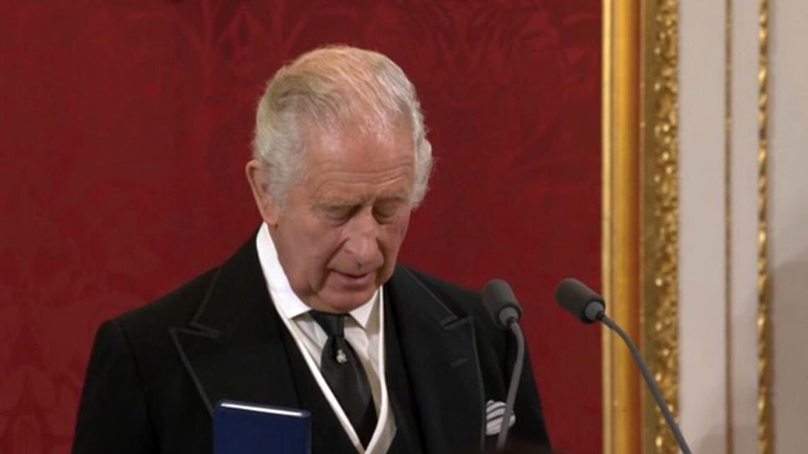 Re Carlo a Belfast, Putin non invitato al funerale della regina Elisabetta