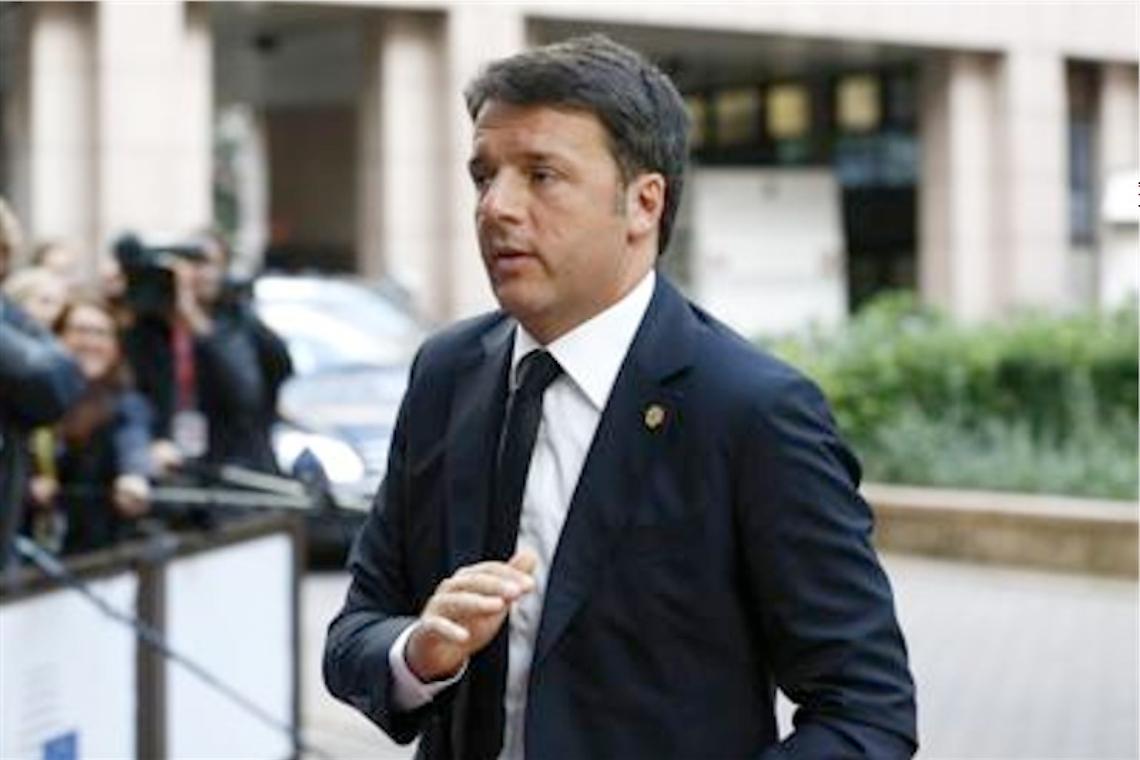 Renzi: «Limite contanti sale da 1000 a 3000 euro»