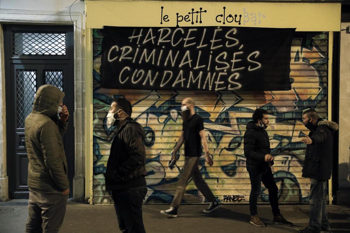 Covid, in Francia ipotesi coprifuoco