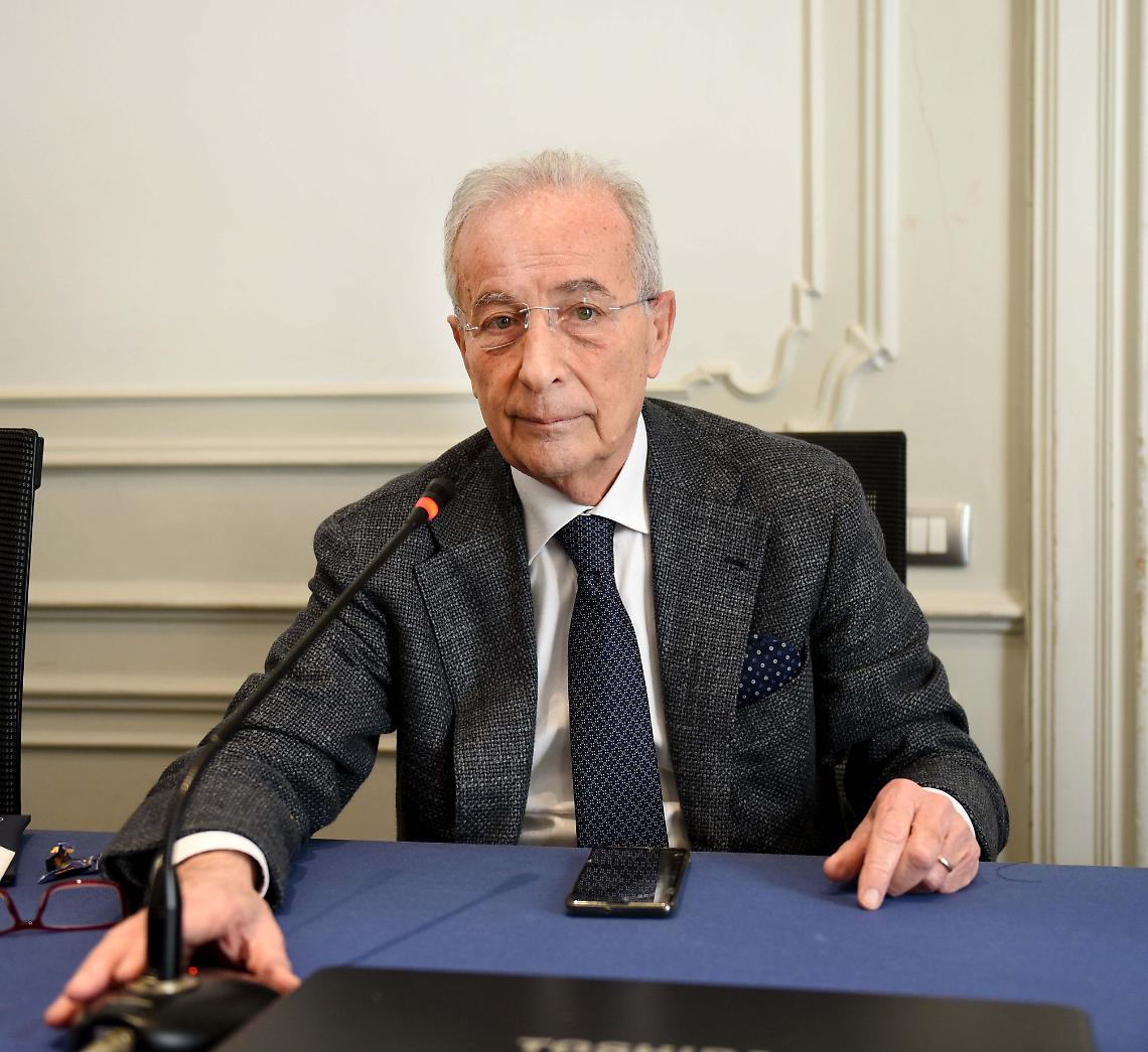 Ischia, dai commercialisti di Napoli 10 mila euro per fronteggiare l’emergenza