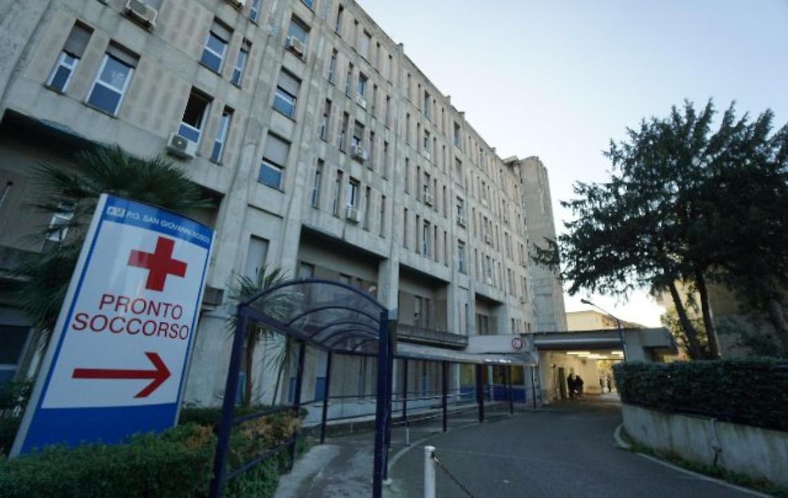 Ospedale San Giovanni Bosco torna Covid center, 14 ricoverati