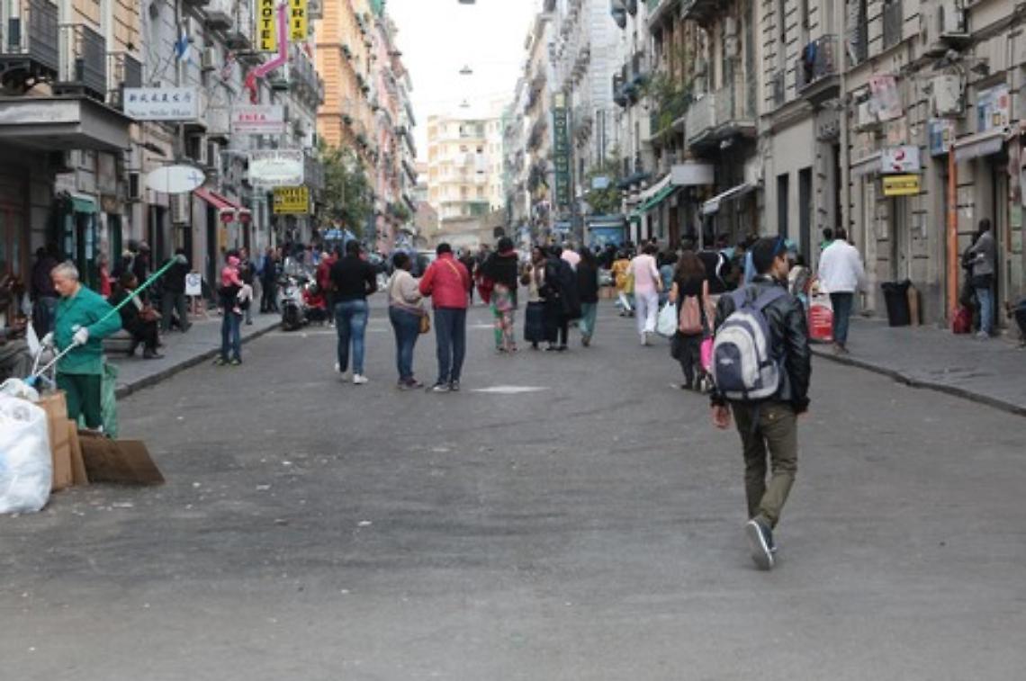 Ruba zaino a un turista, un arresto a San Lorenzo