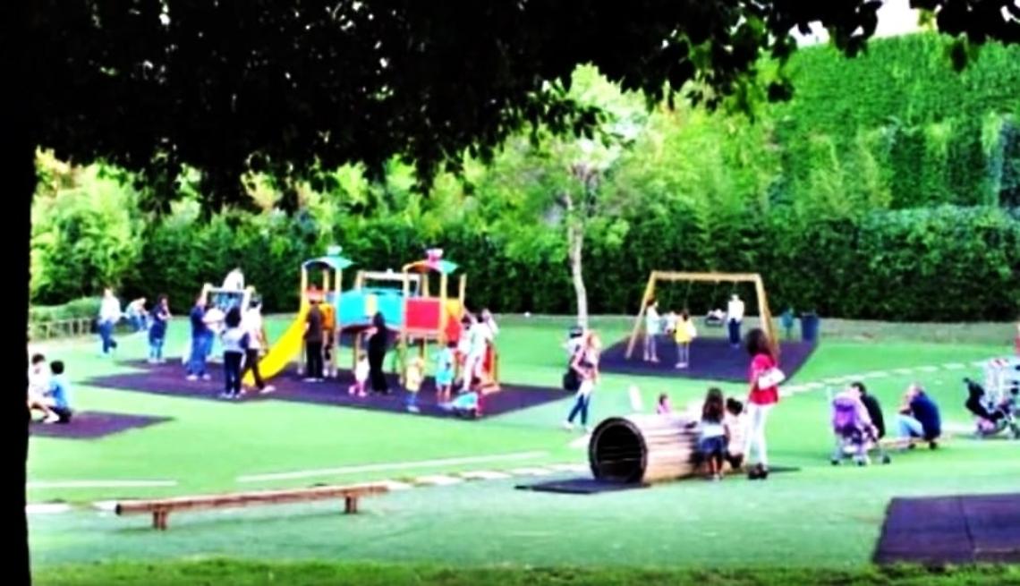 Un'area giochi dove morì l'innocente Ciro Colonna