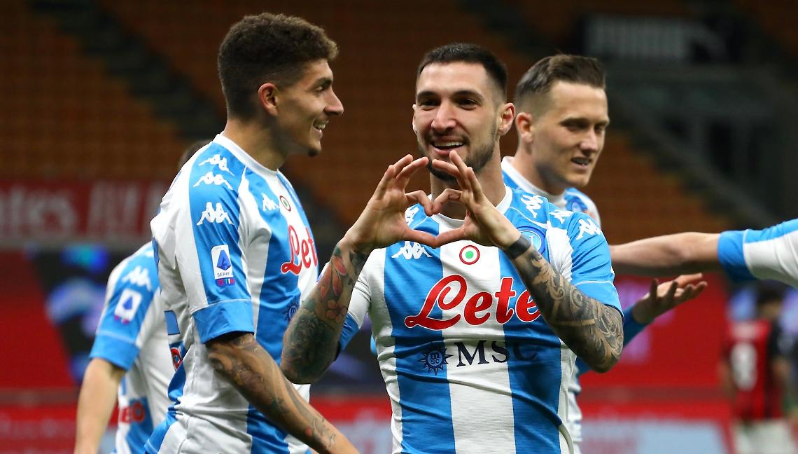 Milan-Napoli 0-1, gli azzurri espugnano San Siro e si rilanciano in classifica 