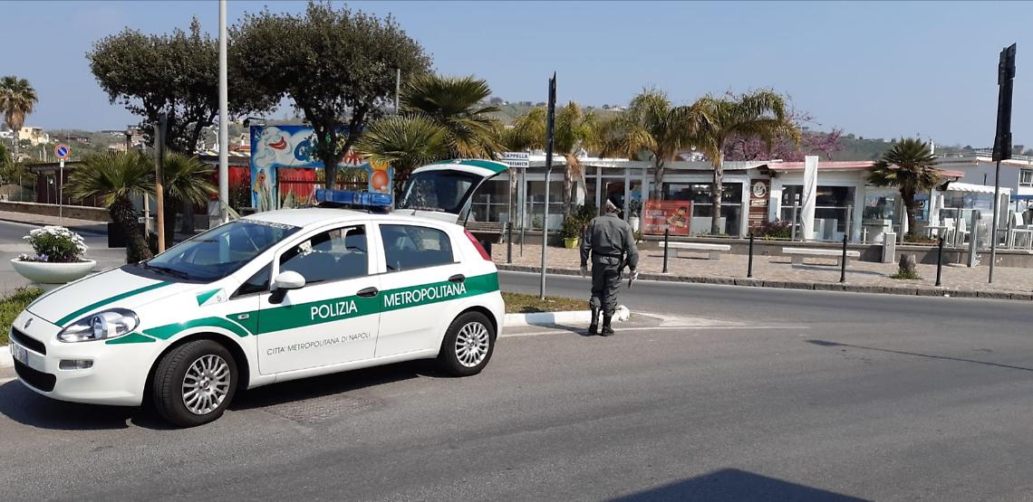 «Vado a controllare le attrezzature del lido»: multa da oltre 500 euro
