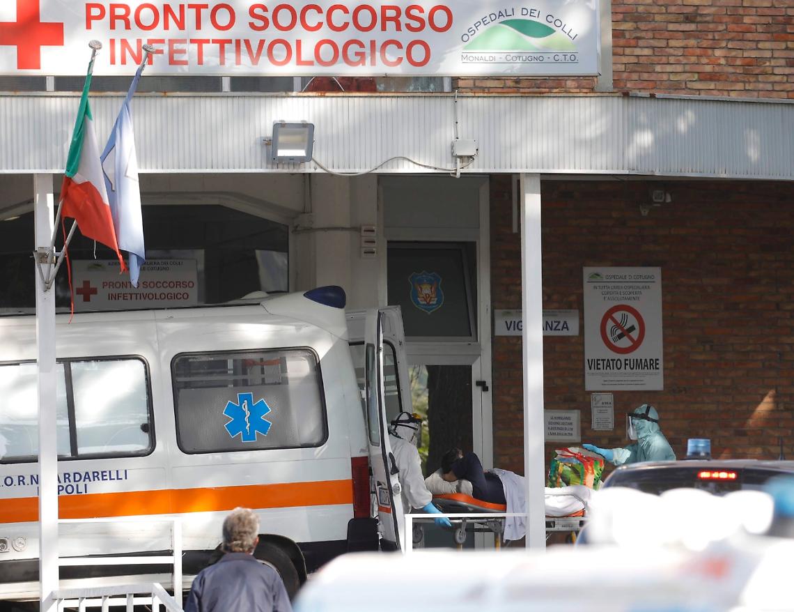 Covid in Campania, più colpita la provincia di Napoli