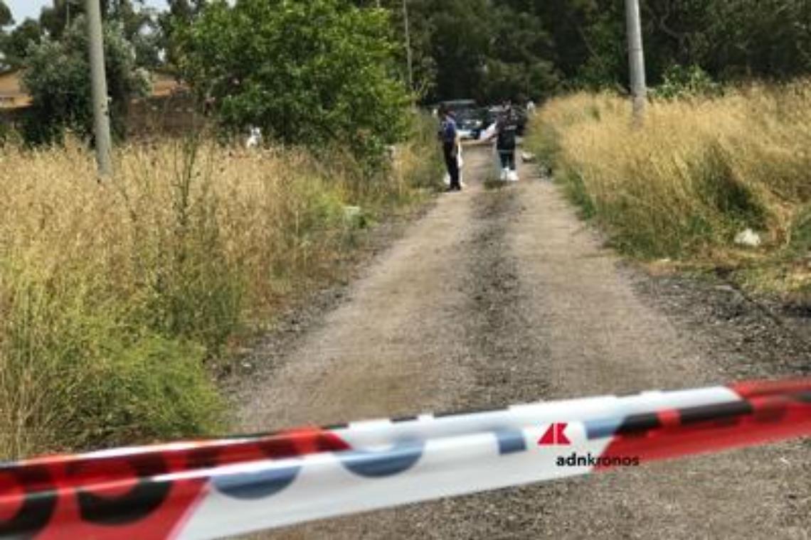 Roma, due corpi carbonizzati in un'auto