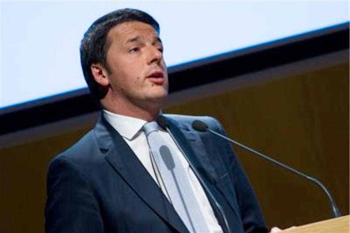 Renzi: la crescita prevista passa <br>da 0,7% a 0,9%. Arriva la digital tax