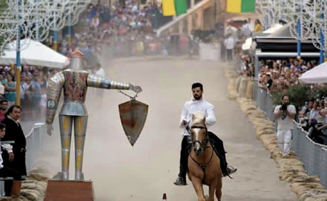 San Gennaro, piazza Mercato pronta per la rievocazione storica 