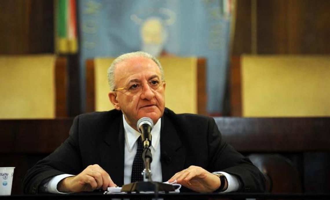 Pd Napoli, De Luca: non mi associate più a vicende interne del partito
