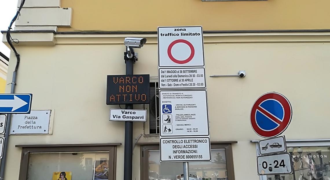 Ztl della discordia a Caserta, il sindaco convoca i commercianti