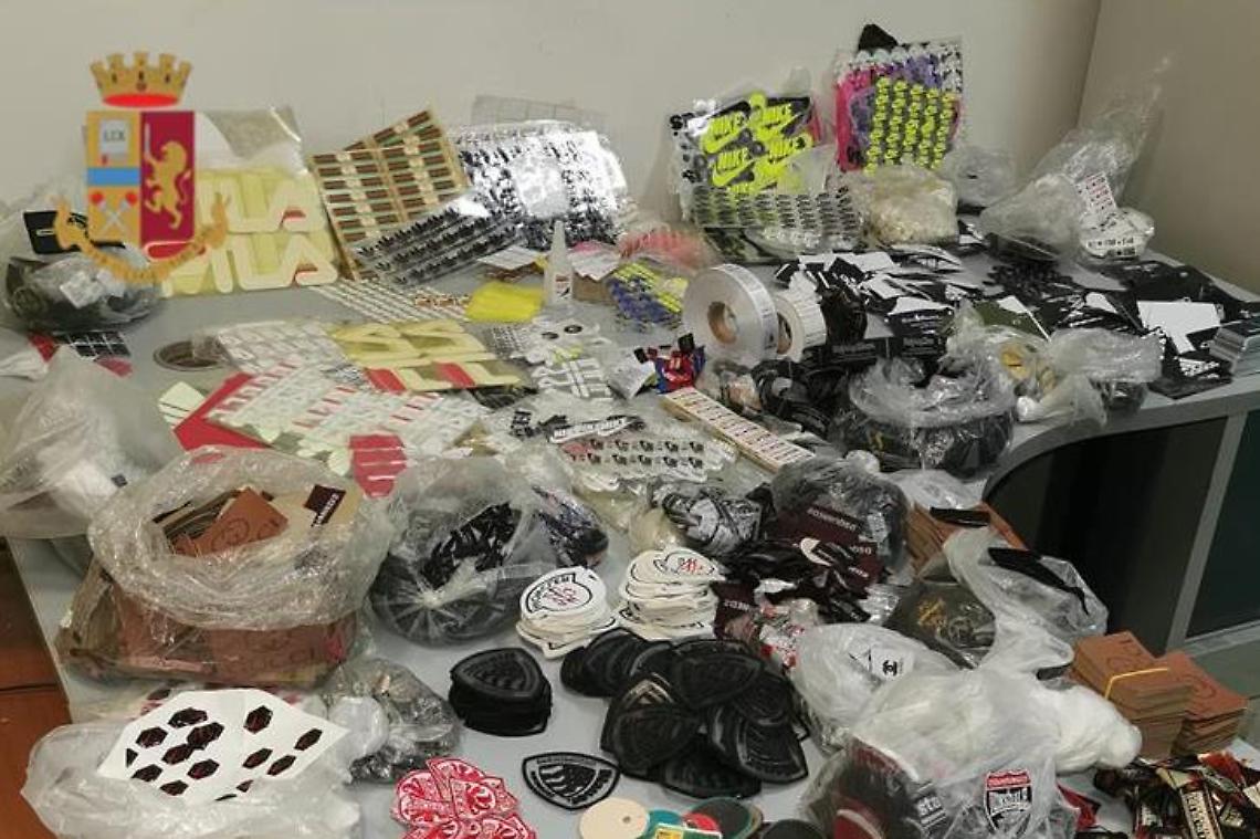 False griffe a piazza Garibaldi, un denunciato