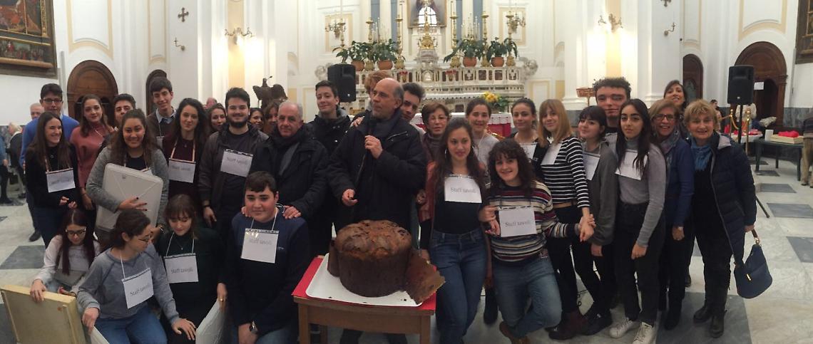 Pranzo dell'amicizia con oltre 200 senzatetto
