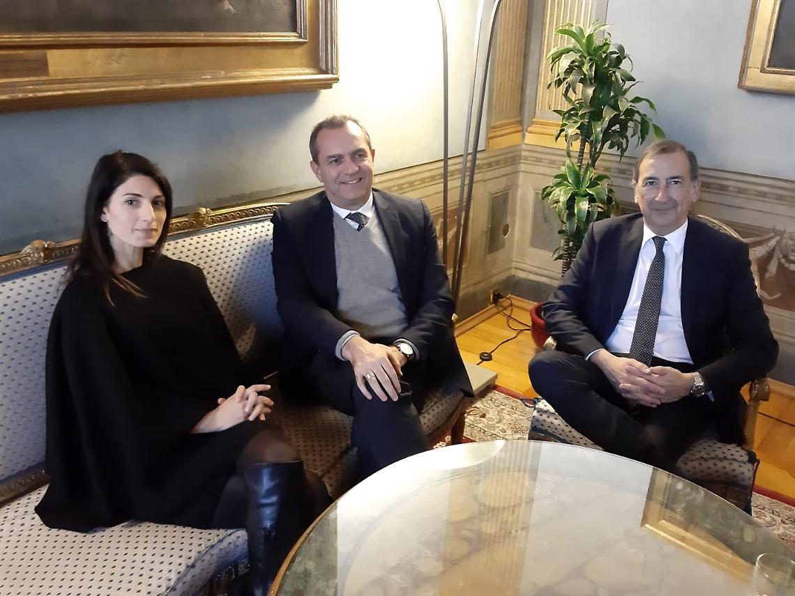 De Magistris: «Incontro proficuo con Raggi e Sala»