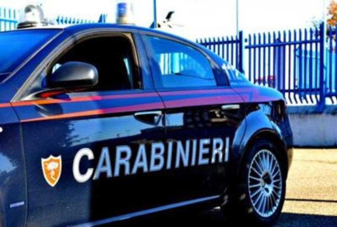 Pompei, deve andare <br>agli arresti e aggredisce <br>i carabinieri