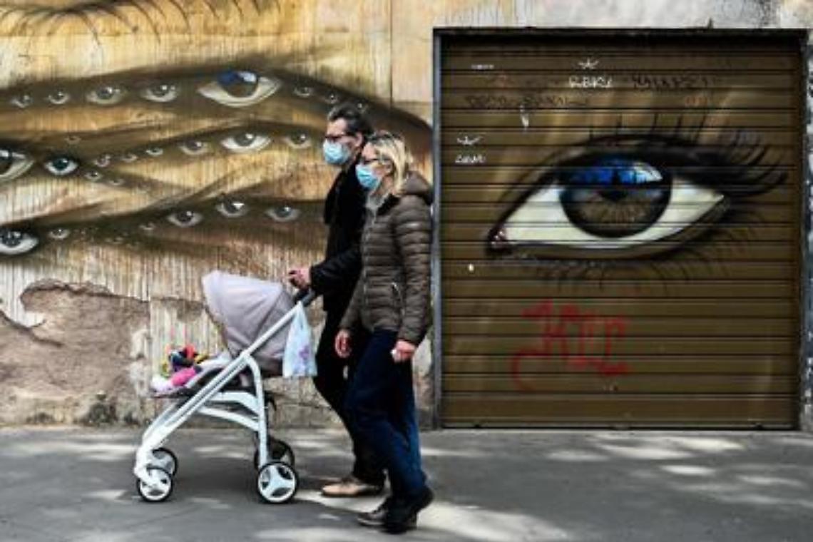 Coronavirus, «già contagiosi 2-3 giorni prima dei sintomi»