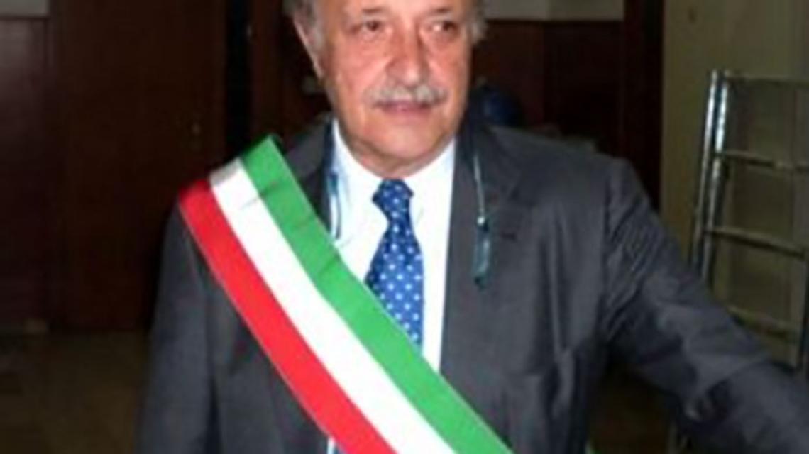 A Pomigliano vince l'83enne Lello Russo