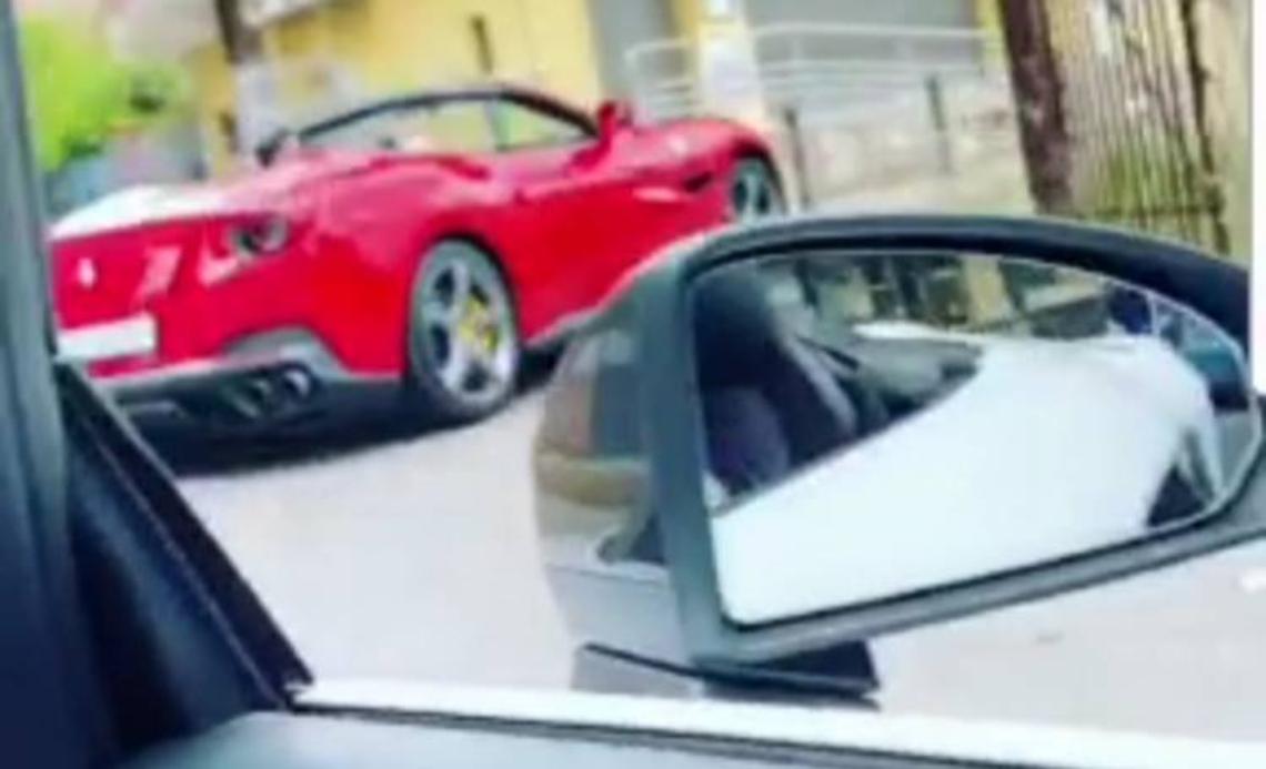 Ras ai domiciliari in Ferrari alla comunione del figlio, arrestato