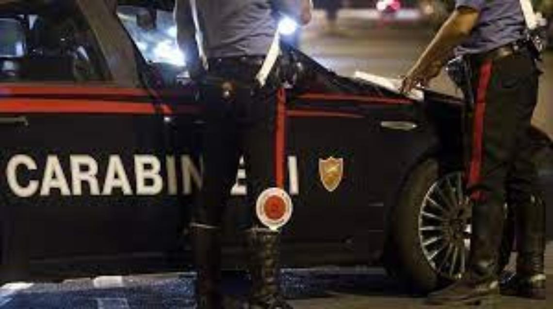Pomigliano, 13enne cade dal terzo piano: non è in pericolo di vita