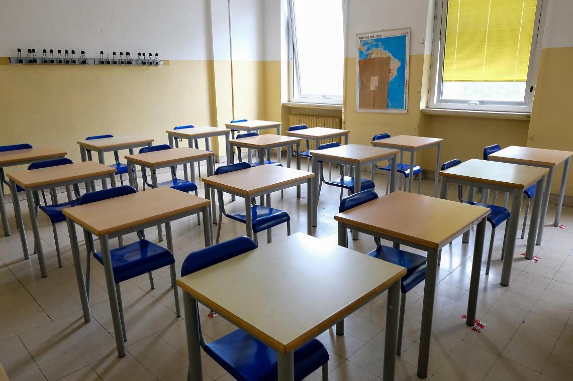 Disastro Dad, Campania a pezzi