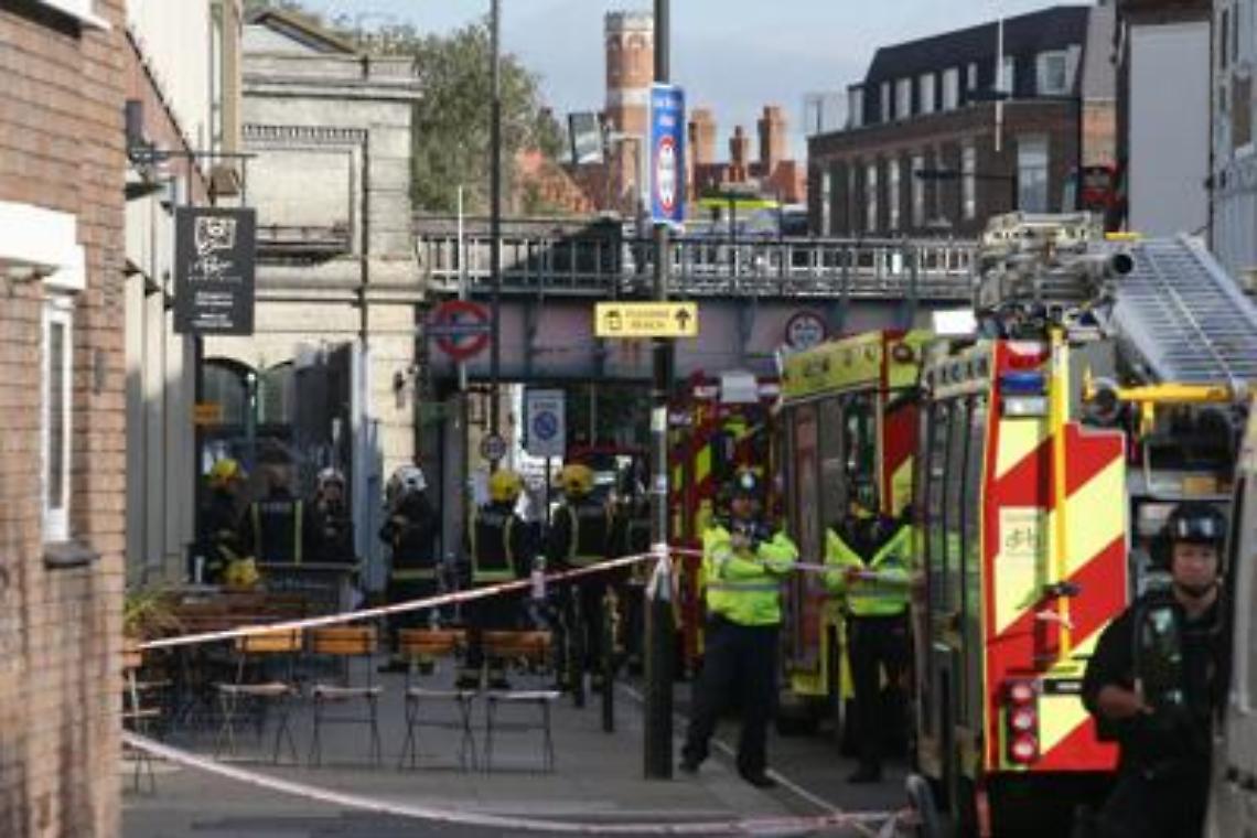 Londra, esplosione in metro