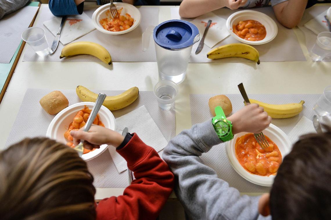 Scuola, dal 20 settembre parte il servizio refezione