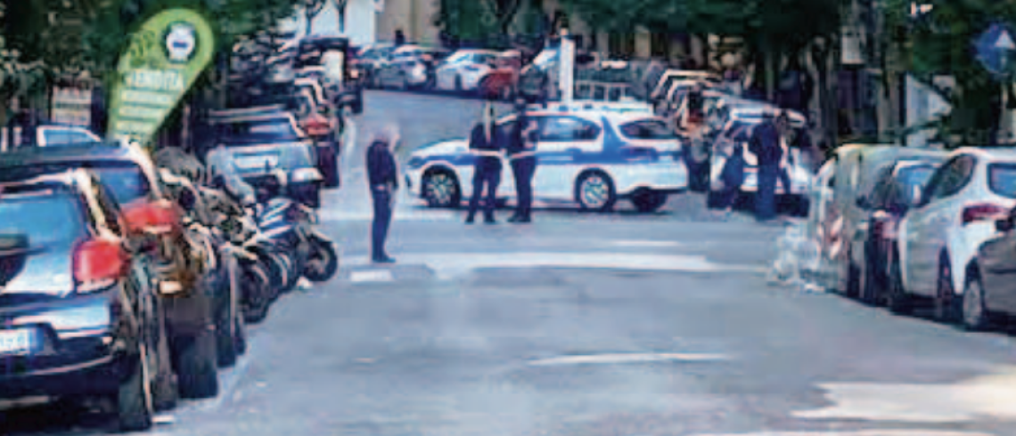 Fabbricato a rischio crollo, chiusa via Orsi