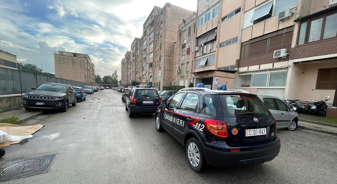 Scoperta piazza di spaccio a Caivano, tre arresti