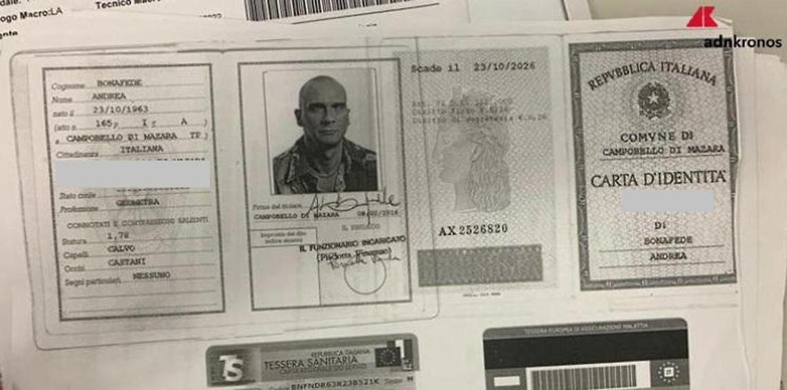Messina Denaro, ecco la carta di identità: il geometra Andrea Bonafede
