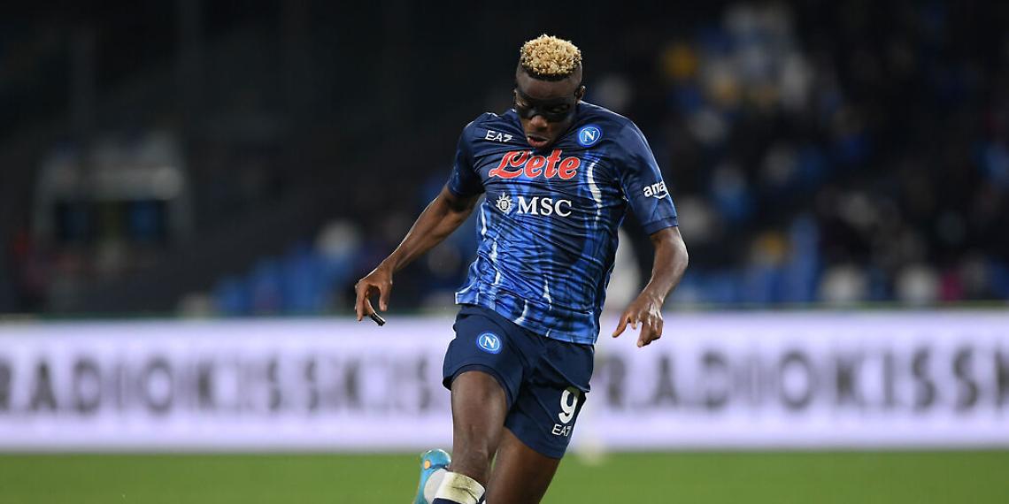 Napoli, Osimhen convocato per Barcellona