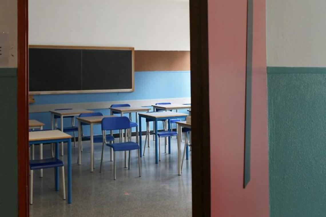Rimproverata da prof per pancia scoperta: «Mi ha accusata di mercificare corpo»