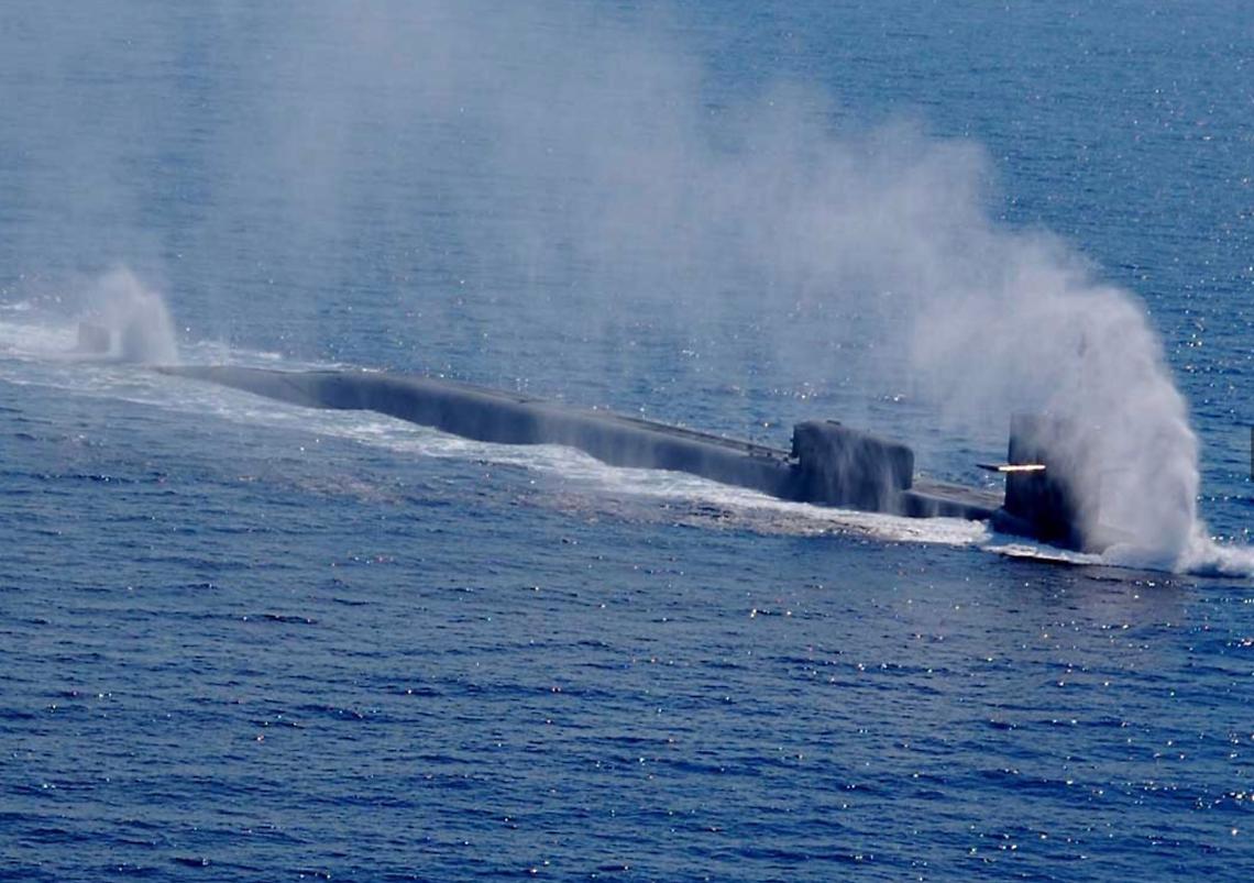 Sottomarino nucleare Usa a Napoli, de Magistris: non è gradito. Il mezzo impegnato in Siria