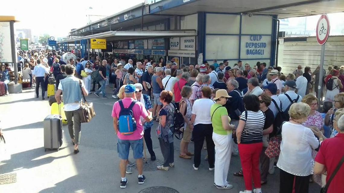 Dal 18 aprile stop ad auto e moto sulle isole del Golfo