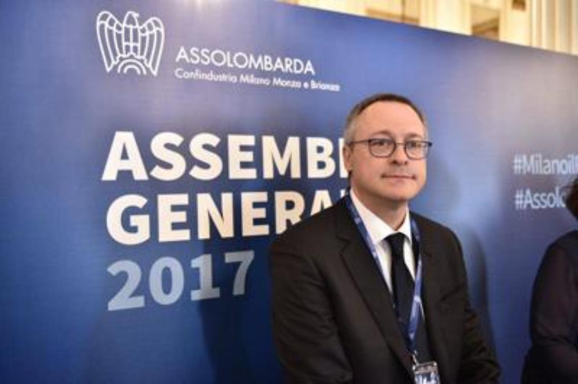 Confindustria, Bonomi: «Riaprire aziende, solo produzione crea lavoro non Stato»