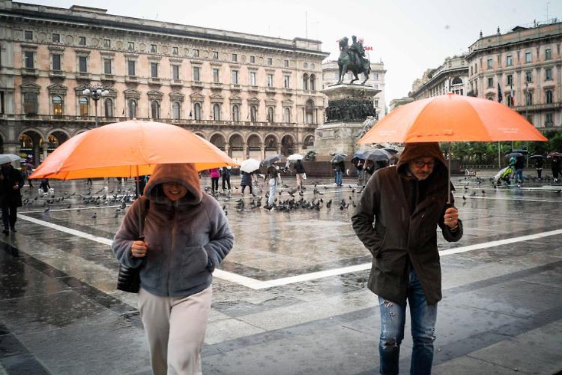 Pioggia e crollo delle temperature, ecco il ribaltone meteo: le previsioni